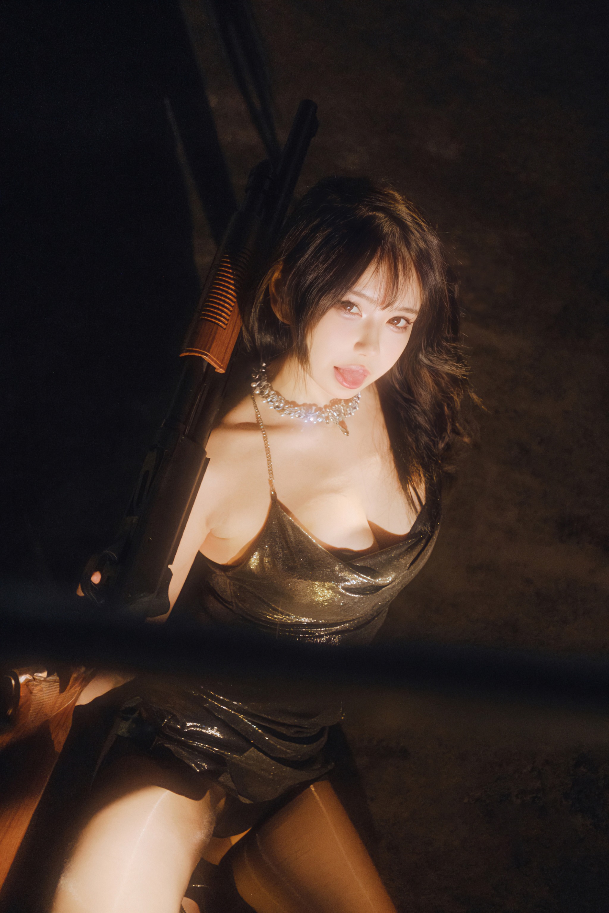 图片[1]-Tina很妖孽呀 – NO.041 夜色连衣裙 [37P]-XikXak